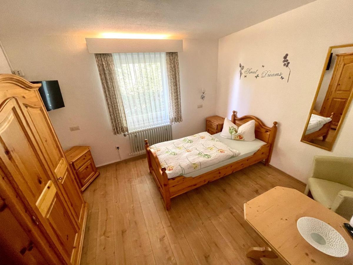 Hotel Charlott Eisenbach  Zewnętrze zdjęcie