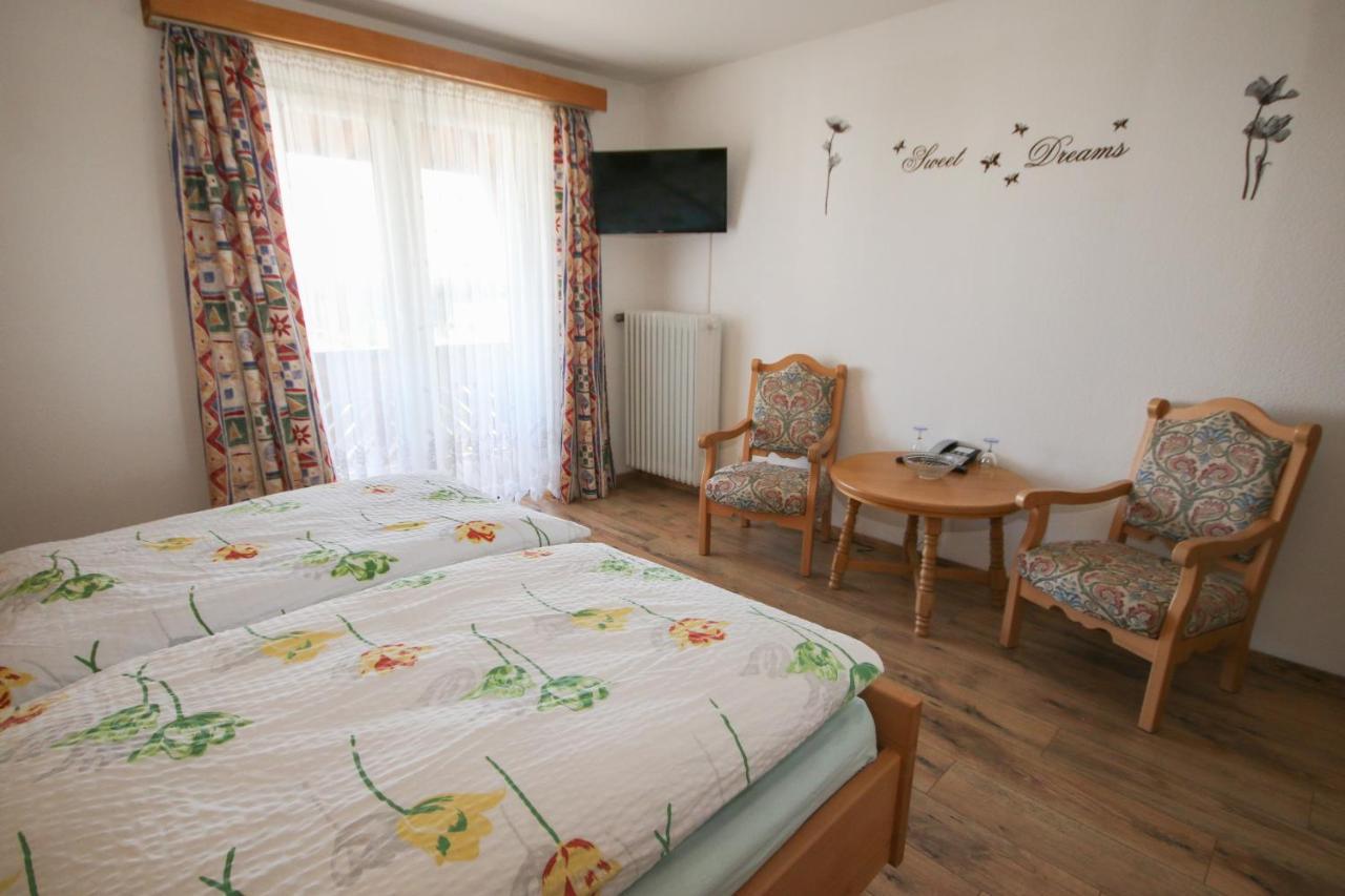 Hotel Charlott Eisenbach  Zewnętrze zdjęcie