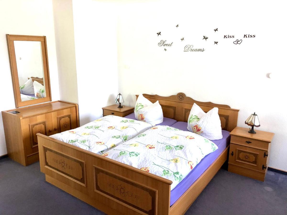 Hotel Charlott Eisenbach  Zewnętrze zdjęcie