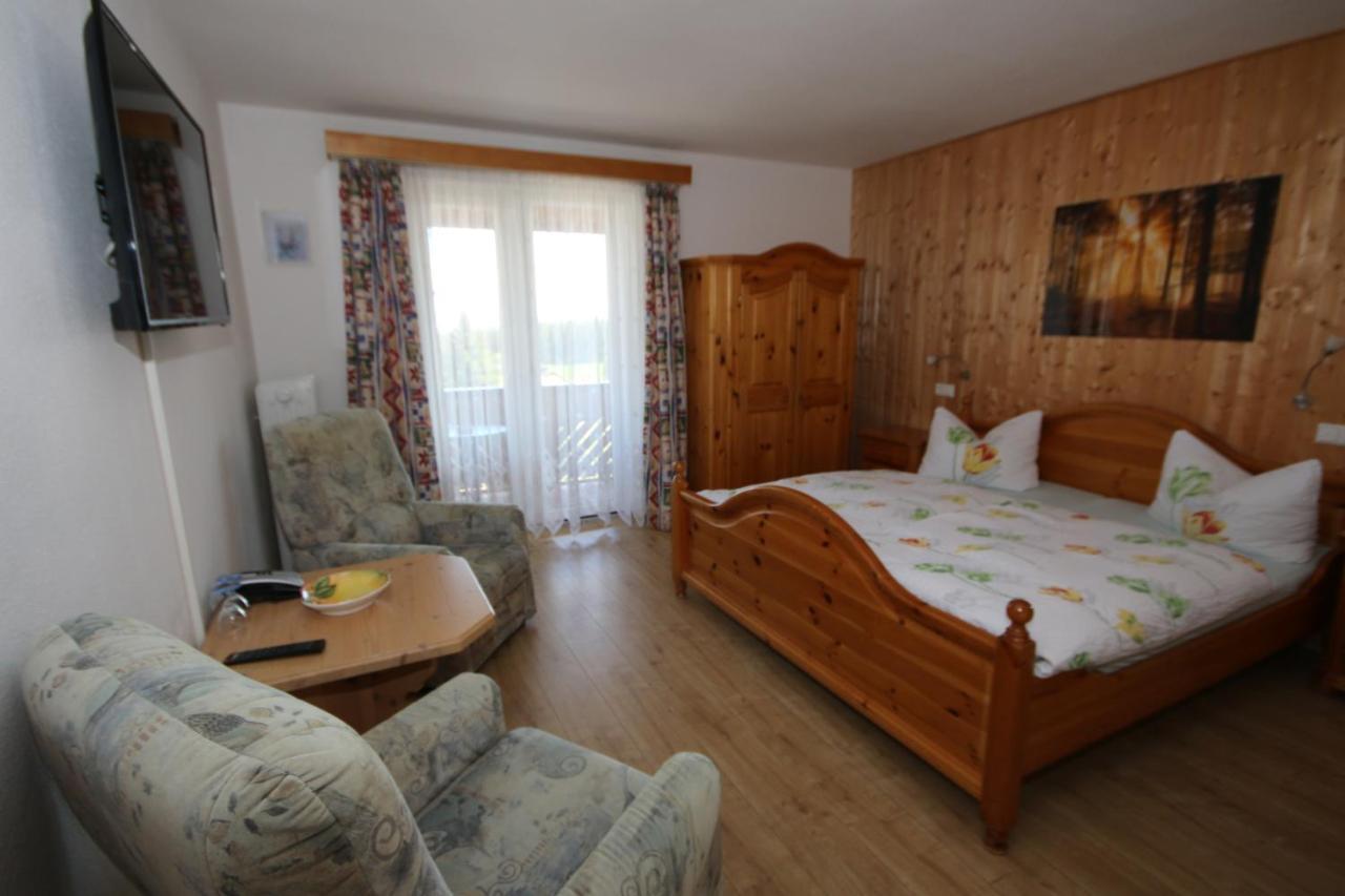 Hotel Charlott Eisenbach  Zewnętrze zdjęcie